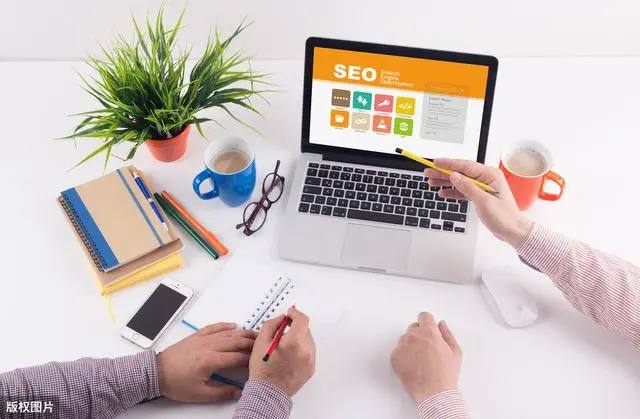 迪丽热巴秒超强压迫感